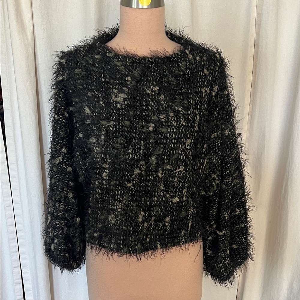 Bryan  Walker Black Green Black Knitted cropped Women's Sweater S